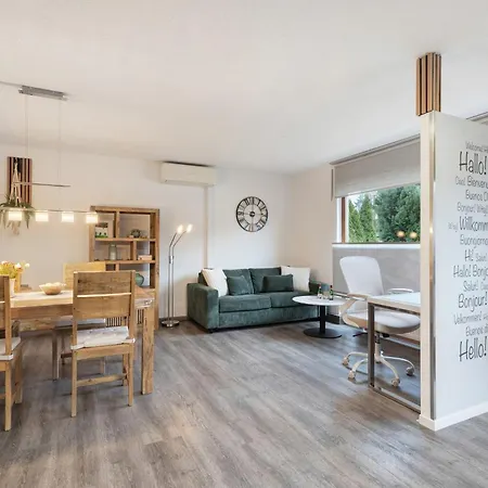 Linie 8 Daire Dresden